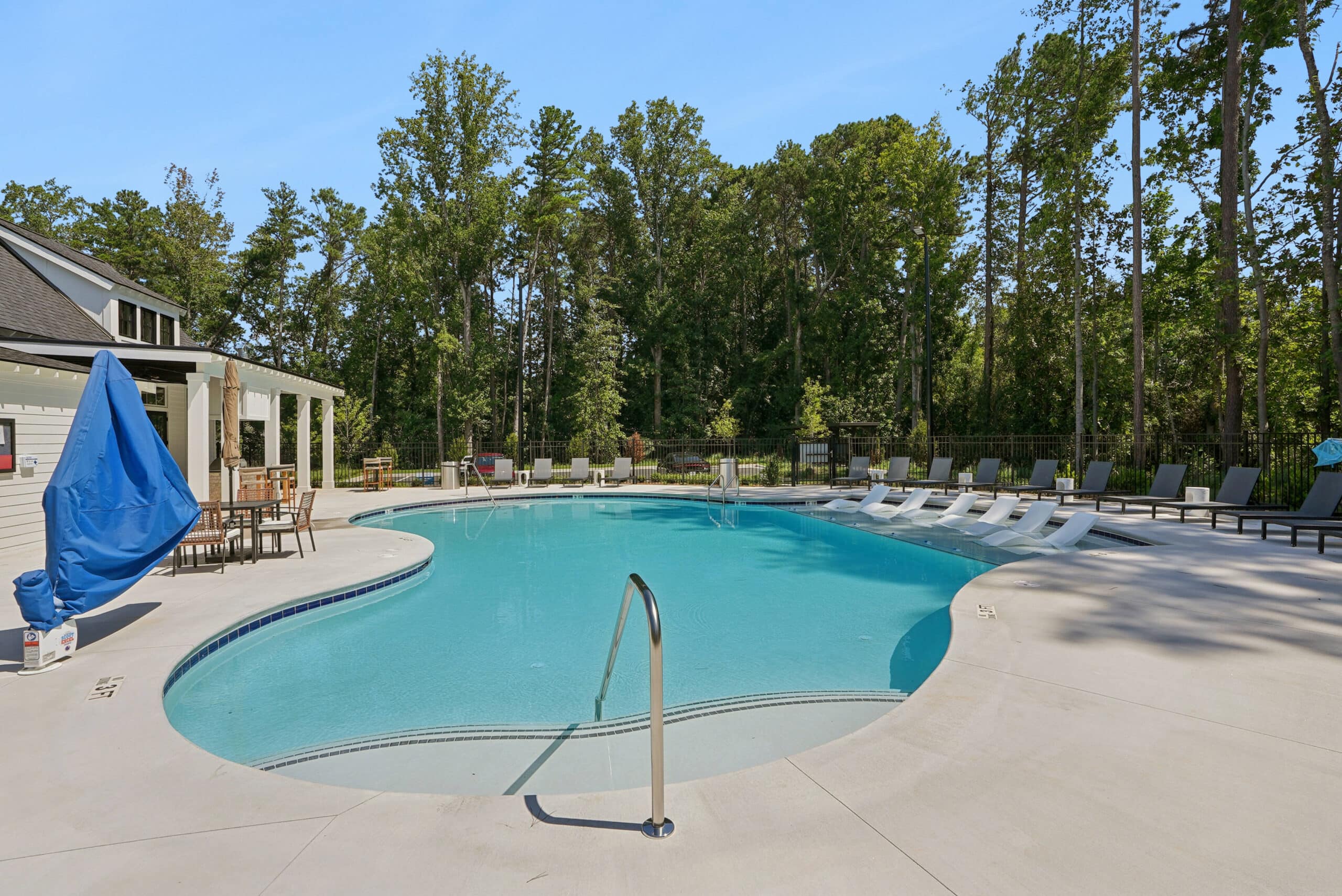 Skymor Panola Community Clubhouse and Pool
